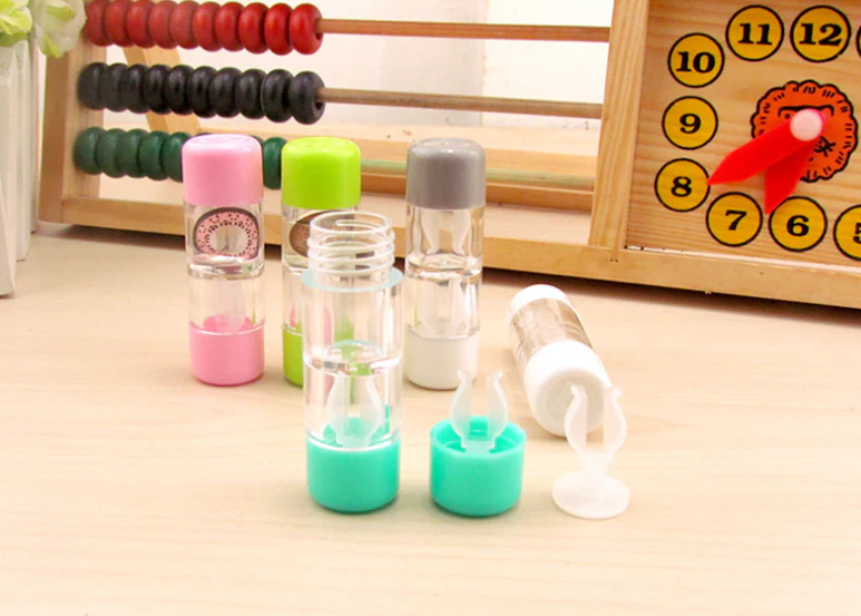 RGP Multicolor Colored Contact Lens Case - Image 4
